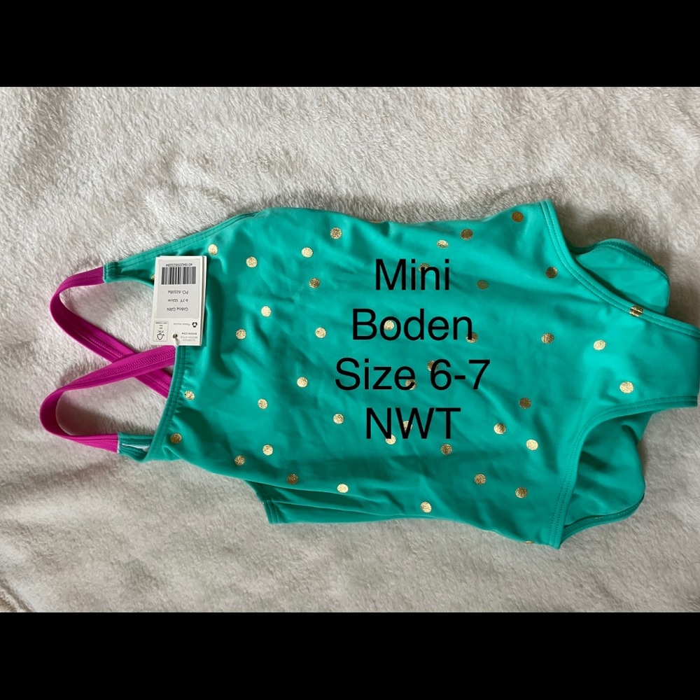 Mini Boden Size 6-7 Swim NWT